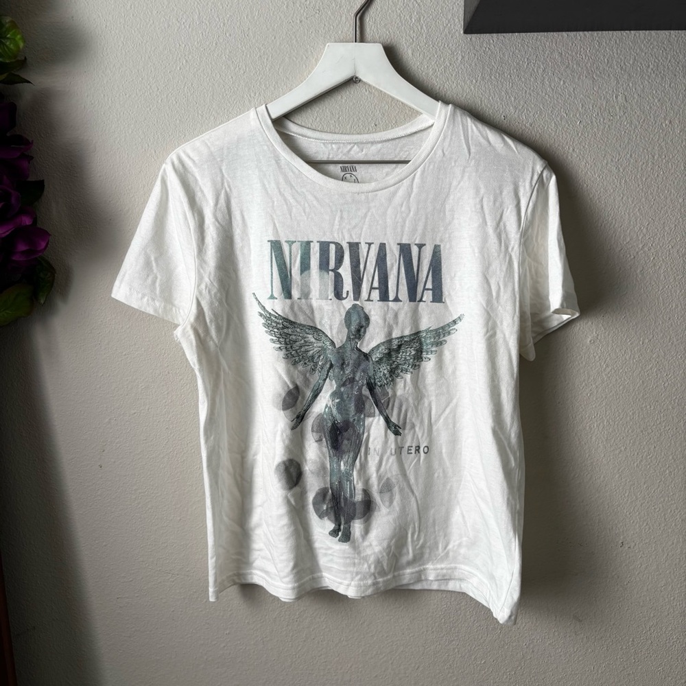 NIRVANA Baby Doll Style Graphic Tee Women’s Size Medium